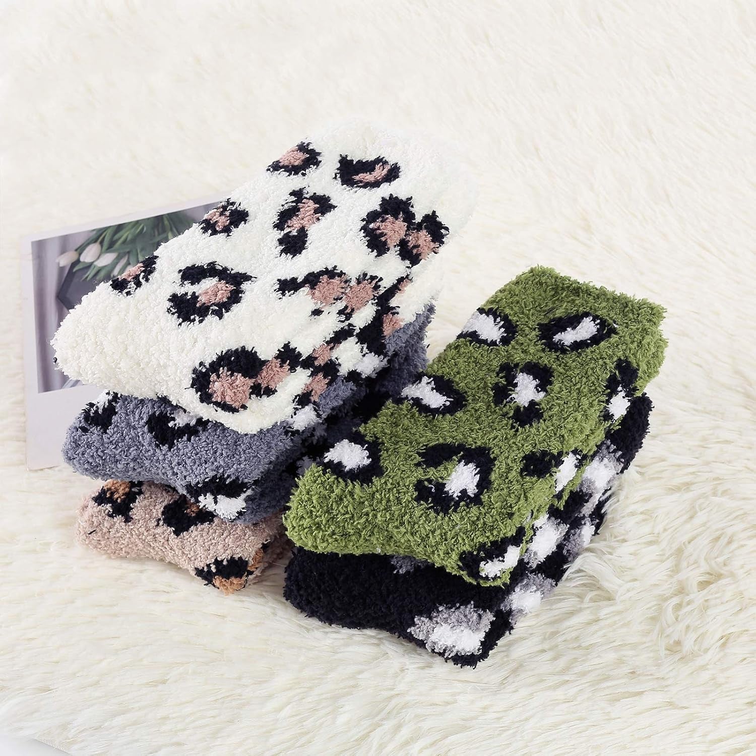 Womens Fuzzy Socks Warm Slipper Socks Winter Fluffy Socks Cozy Fuzzy Socks Athletic Fleece Socks Cute Crew Socks